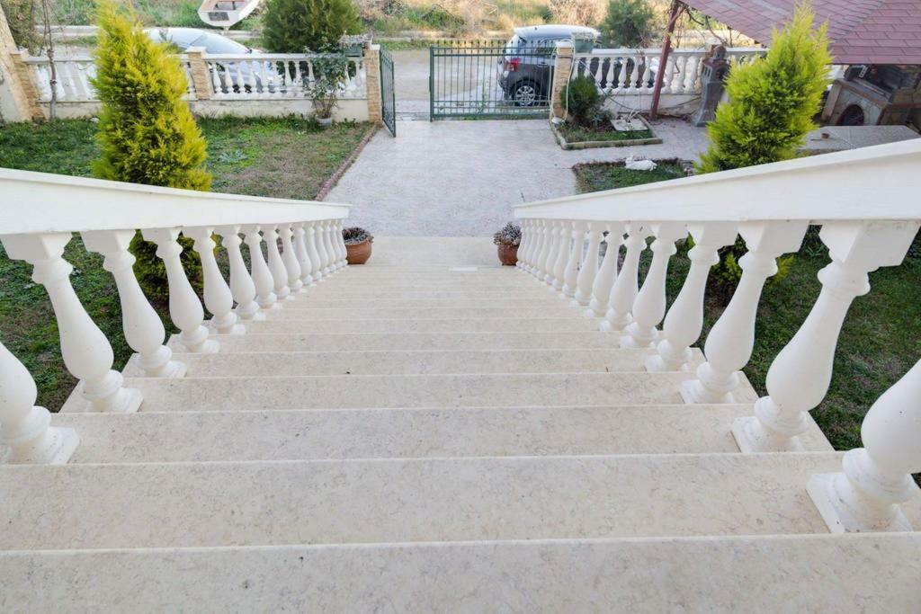 Villa Natali Flogita Bagian luar foto